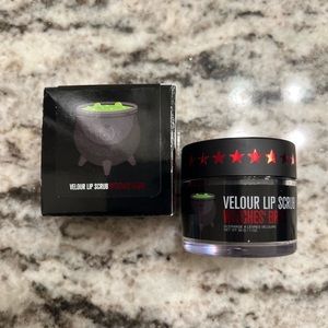 Exclusive Jeffree Star Lip Scrub